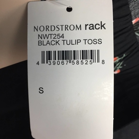 𝅺14th & Union Off the Shoulder Black Tulip Floral Lightweight Blouse Women’s S - Picture 9 of 12